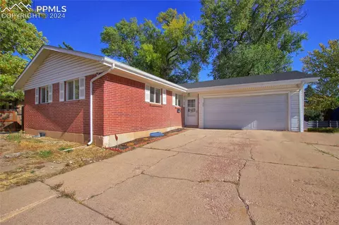 1519 Auburn Dr, Colorado Springs, CO 80909