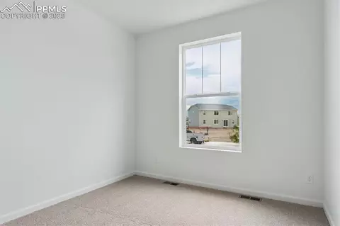 10025 Kingsbury Dr, Peyton, CO 80831 photo 4