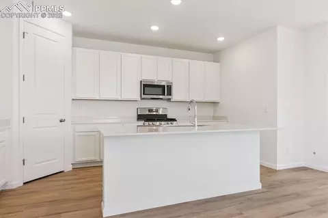 10025 Kingsbury Dr, Peyton, CO 80831 photo 12