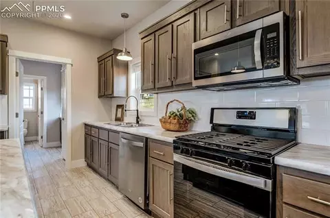 1390 Will Scarlet Dr, Divide, CO 80814 photo 4