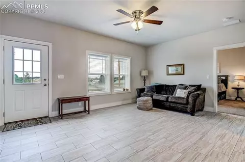 1390 Will Scarlet Dr, Divide, CO 80814 photo 8