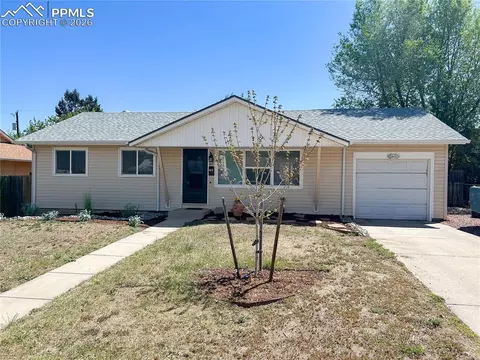 1513 Kingsley Dr, Colorado Springs, CO 80909