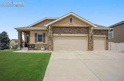 7338 Benecia Dr, Fountain, CO 80817