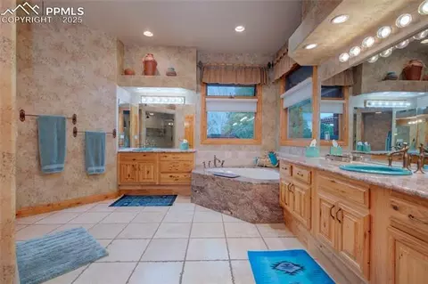 Bath - 11503 E Smith Rd, Elbert, CO 80106 photo 1 of 1