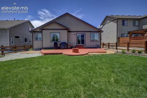 Exterior - 13713 Park Meadows Dr, Peyton, CO 80831 photo 8 of 9