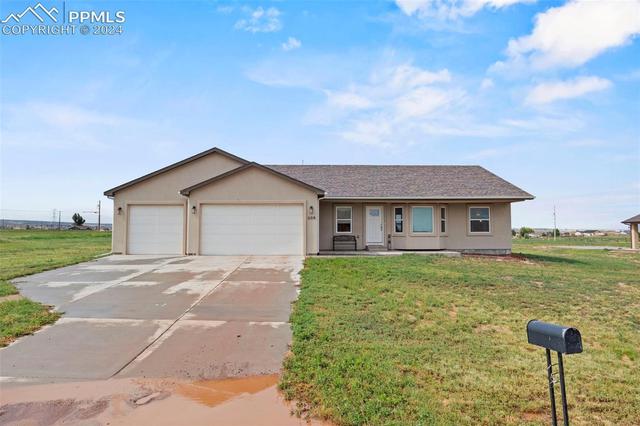 1129 E Canary Dr, Pueblo West, CO 81007