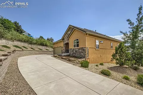 8341 Regiment Ct, Colorado Springs, CO 80920