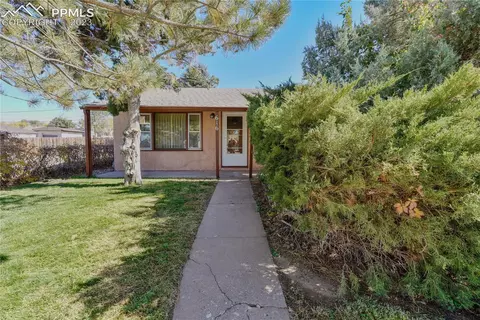 616 Ardath Ln, Pueblo, CO 81005