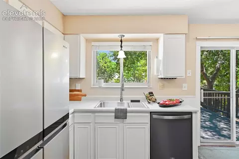 5125 Picket Dr, Colorado Springs, CO 80918