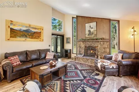 11915 Woodlake Rd, Elbert, CO 80106