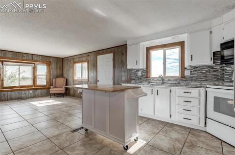5274 S Yoder Rd, Yoder, CO 80864 photo 12