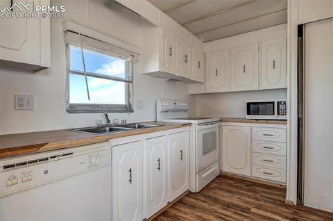 5274 S Yoder Rd, Yoder, CO 80864 photo 32