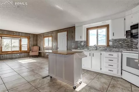5274 S Yoder Rd, Yoder, CO 80864 photo 6