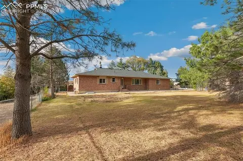 10555 Rolling Ridge Rd, Colorado Springs, CO 80925