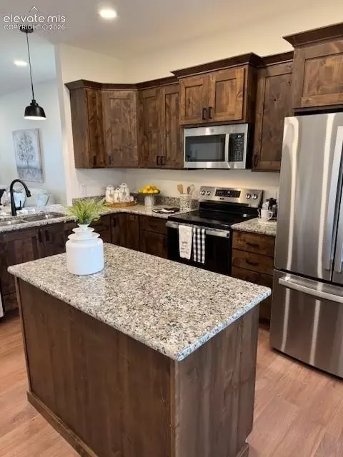 Kitchen - 344 Arrowhead Dr, Florence, CO 81226 photo 2 of 3