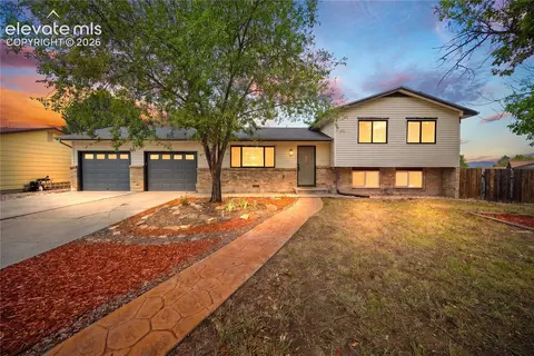 310 Cielo Vista St, Colorado Springs, CO 80911