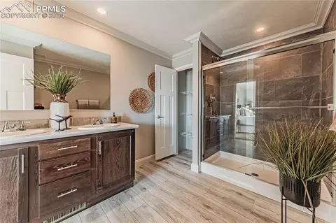 Bath - 5717 Sengbeil Rd, Yoder, CO 80864 photo 4 of 5