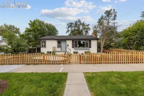 1212 E Monument St, Colorado Springs, CO 80909