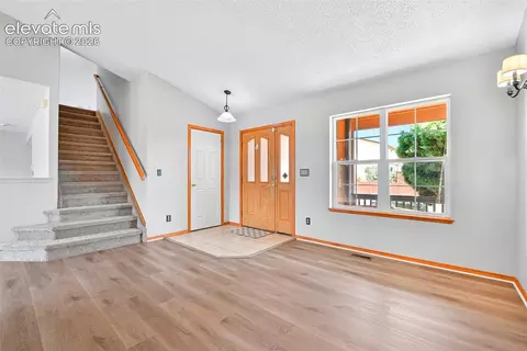 7042 Grand Prairie Dr, Colorado Springs, CO 80923