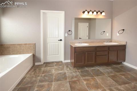 10867 Spurlock Pl, Peyton, CO 80831 photo 38