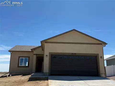 3534 Wapiti Ln, Pueblo, CO 81005