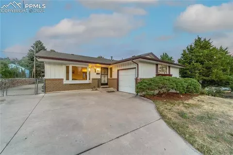 239 Fairmont St, Colorado Springs, CO 80910