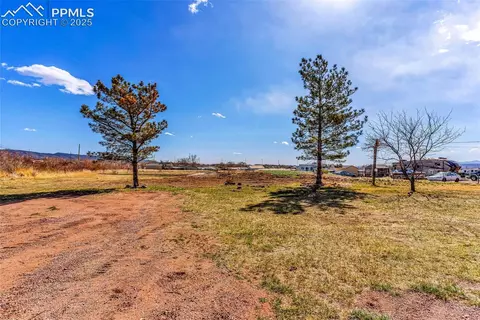 1098 Indiana Ave, Canon City, CO 81212