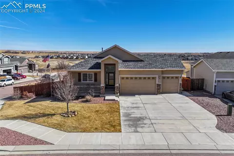 7449 Bonterra Ln, Colorado Springs, CO 80925