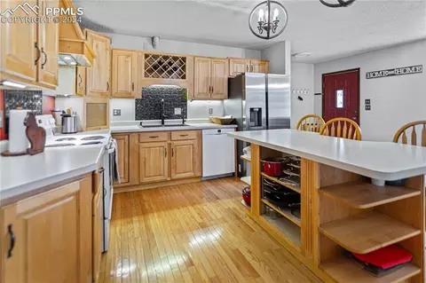 702 Valley Rd, Divide, CO 80814 photo 8