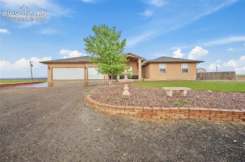 1277 N Sandstone Ln, Pueblo, CO 81007