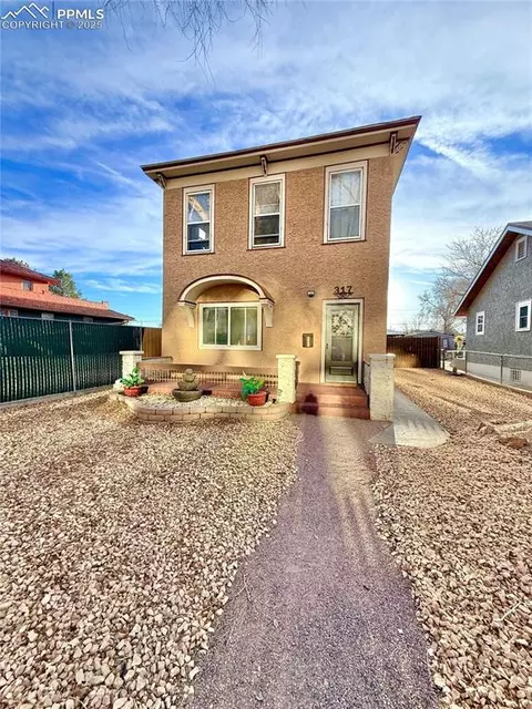 317 E Abriendo Ave, Pueblo, CO 81004