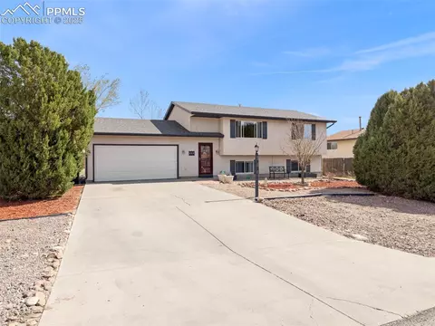 244 S Dacona Dr, Pueblo West, CO 81007