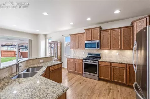 12758 Culebra Peak Dr, Peyton, CO 80831 photo 2