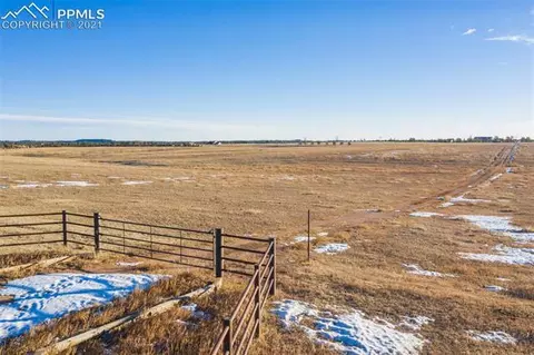 17925 Spur Ranch Rd, Peyton, CO 80831 photo 3