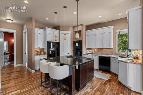 Kitchen - 8465 Aspenglow Ln, Cascade, CO 80809 photo 3 of 6