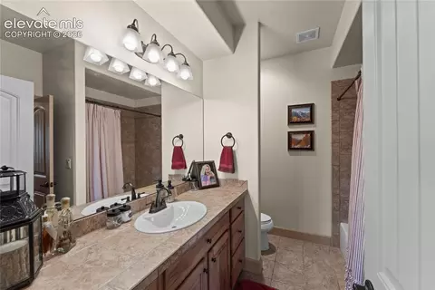 Bath - 8465 Aspenglow Ln, Cascade, CO 80809 photo 5 of 5