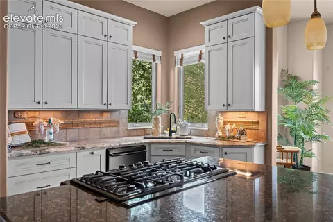 Kitchen - 8465 Aspenglow Ln, Cascade, CO 80809 photo 6 of 6
