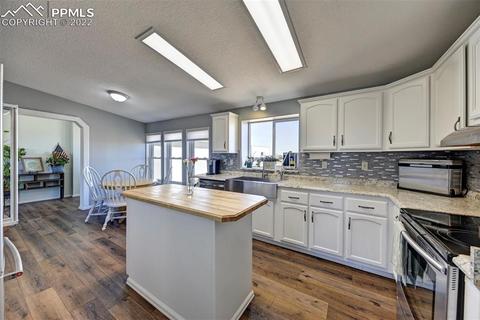 13190 S Lauppe Rd, Yoder, CO 80864 photo 9
