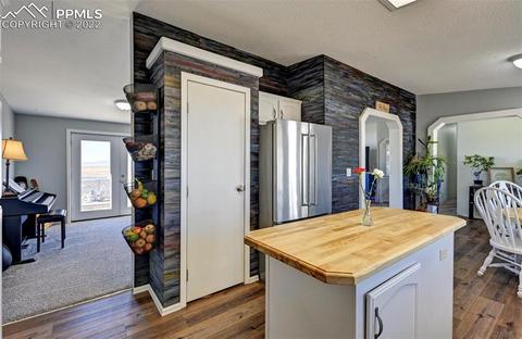13190 S Lauppe Rd, Yoder, CO 80864 photo 10