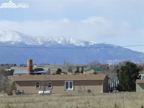 6450 Buckboard Dr, Peyton, CO 80831 photo 4