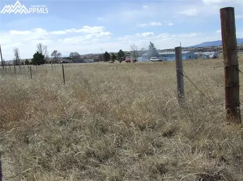 6450 Buckboard Dr, Peyton, CO 80831 photo 3