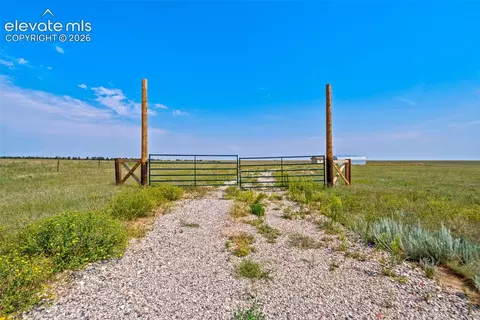 37150 E Jones Rd, Yoder, CO 80864 photo 5