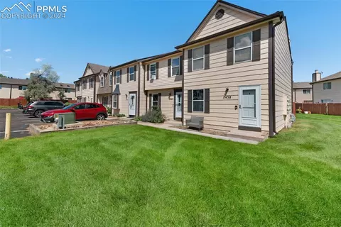 2442 Lexington Village Ln, Colorado Springs, CO 80916