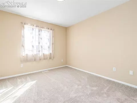 177 Kingsley Ave, Pueblo, CO 81005