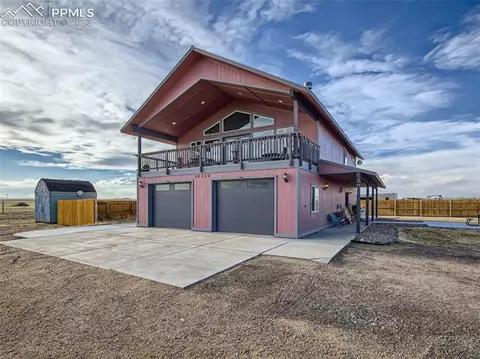 30310 Elway Pt, Yoder, CO 80864 photo 2