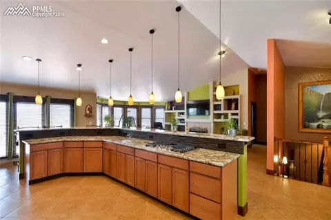 5830 Eggar Ct, Peyton, CO 80831 photo 5
