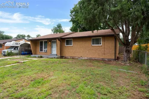 524 Winnepeg Dr, Colorado Springs, CO 80910