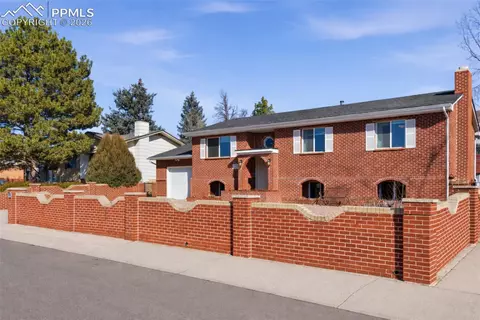 6933 Metropolitan St, Colorado Springs, CO 80911