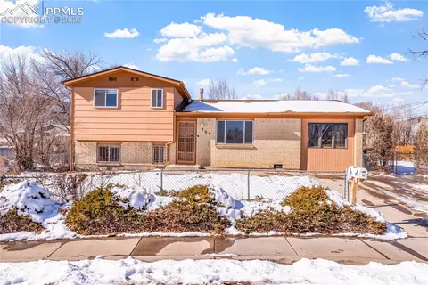 306 Cranbrook Cir, Colorado Springs, CO 80906
