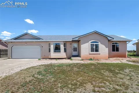 45 E Bonanza Dr, Pueblo, CO 81007